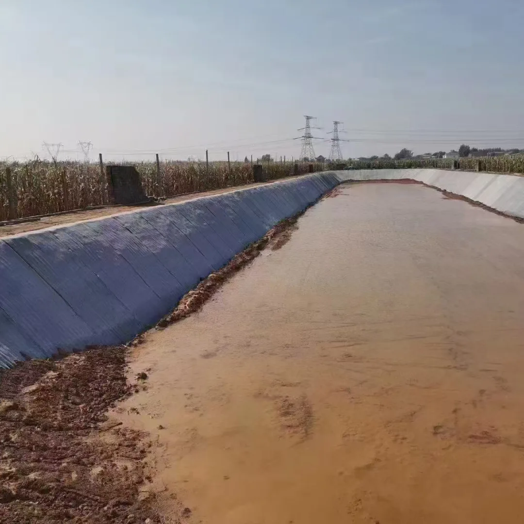 Betonowy koc na staw rybny